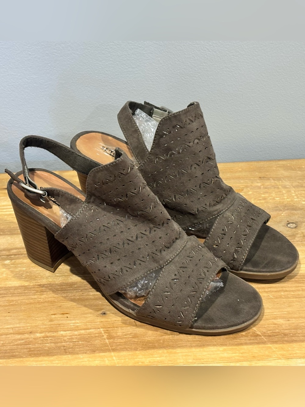 Seychelles Bora Suede Chunky Block Sandals Size 9